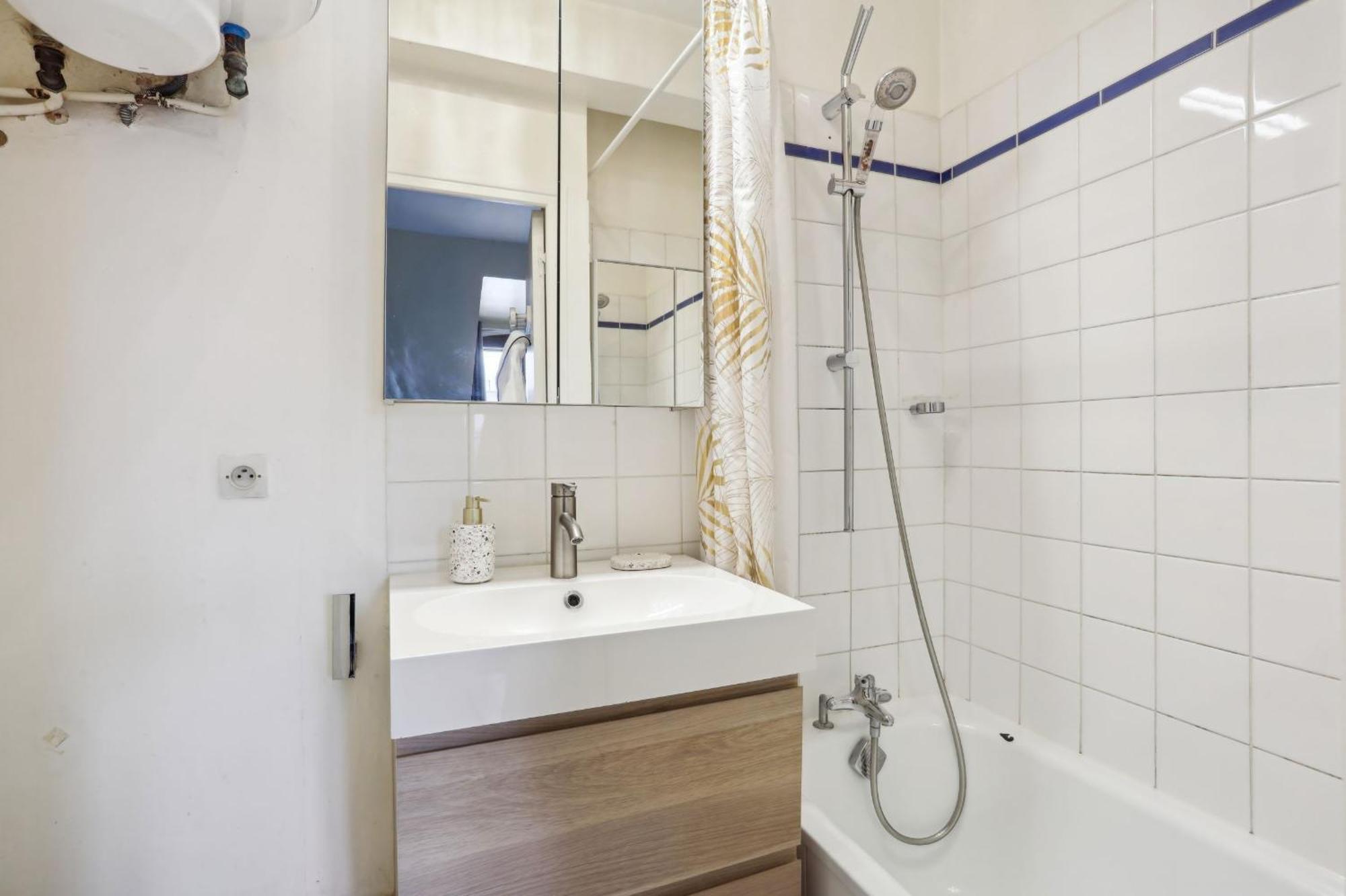 Eiffel Tower & Faubourg - 1Br - Cityapartmentstay Paris Exterior photo